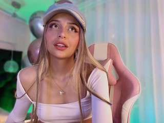 sofly-s camsoda stream image