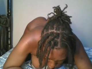 yourthickgyal camsoda stream image