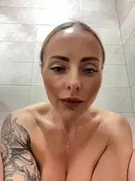 EmaSalis stripchat stream image