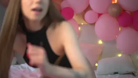 LouiseLebeI stripchat stream image