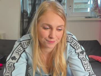 siswet19 chaturbate stream image