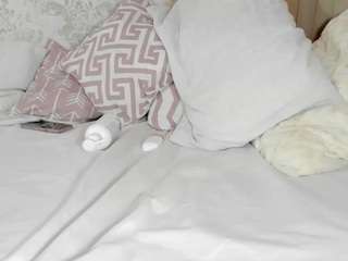 cataliinaevains camsoda stream image