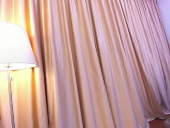 ehotlovea chaturbate stream image