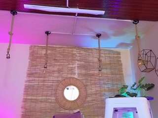 lady-brownn camsoda stream image