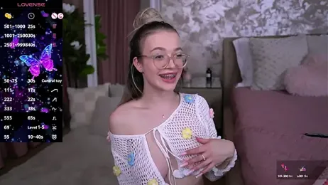 KylieJoyce stripchat stream image