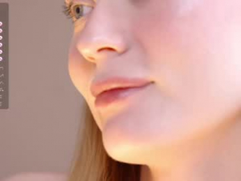 cute_shine chaturbate stream image