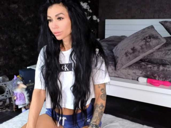 -BABAYAGA- bongacams stream image