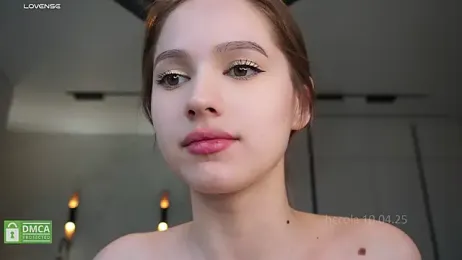 hecola stripchat stream image