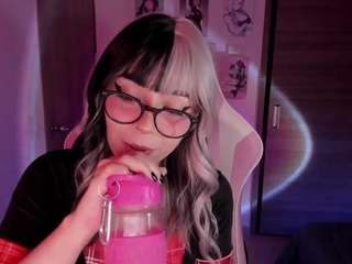 emilyhick camsoda stream image, 11.04.2025 04:20