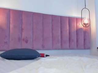 dulce-small camsoda stream image