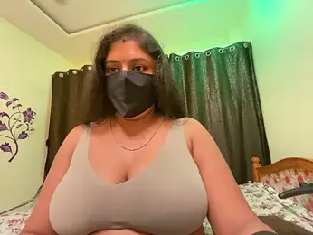 LouleyRanii stripchat stream image