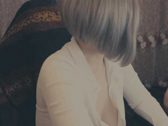 Dark_Cherry bongacams stream image