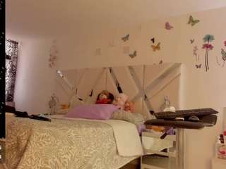 sexyzoee camsoda stream image