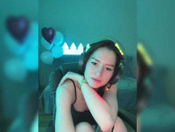 whiteTEA bongacams stream image