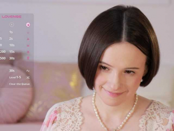 MissEssie bongacams stream image