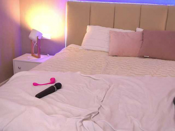 KiraRoxx bongacams stream image