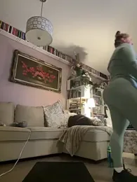 GingerSnap33 stripchat stream image