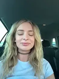 EvieEvans stripchat stream image