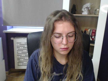 Soft-Zoey bongacams stream image
