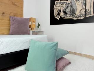 Juliana Saenz flirt4free stream image