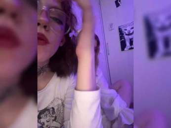 Molly-and-Ewa bongacams stream image