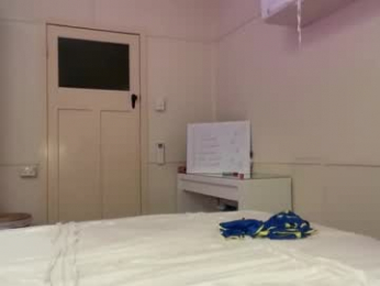 cuddlymoana chaturbate stream image