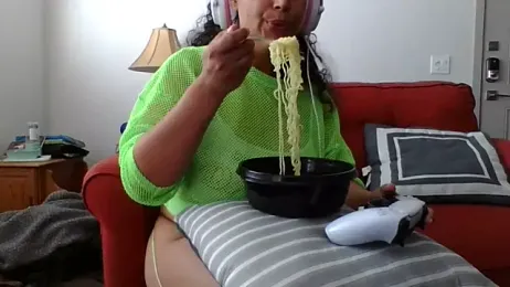 cinnaminnie stripchat stream image