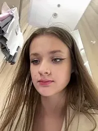 Mila___meow stripchat stream image