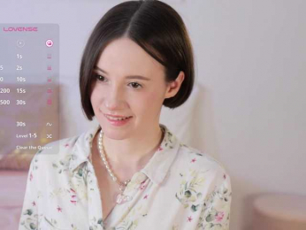 MissEssie bongacams stream image