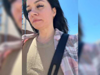 Ylia21112 bongacams stream image