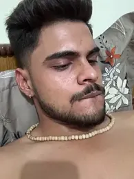 Hornybeardguy stripchat stream image