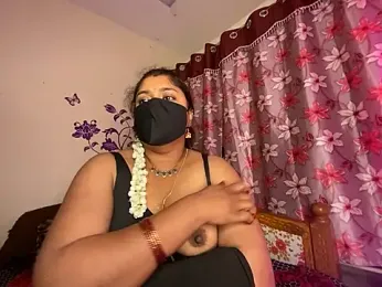 LouleyRanii stripchat stream image