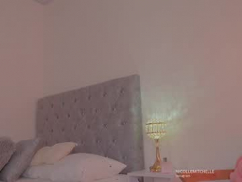 nicolle_mitchelle chaturbate stream image