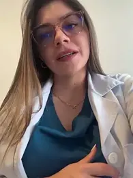 alicee16 stripchat stream image