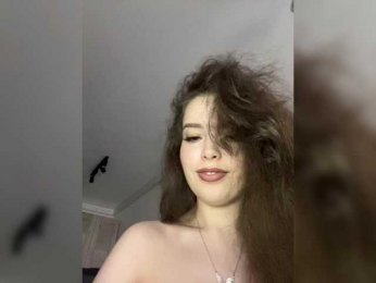 YourLadyyy bongacams stream image