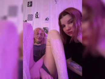 Molly-and-Ewa bongacams stream image
