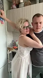 MrMrsRight stripchat stream image