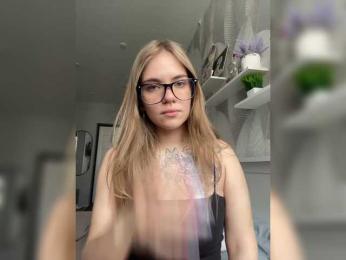 -Tiki-Riki- bongacams stream image, 21.04.2025 09:20