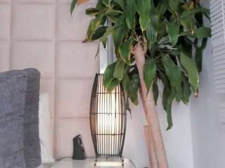 zhuyhong camsoda stream image