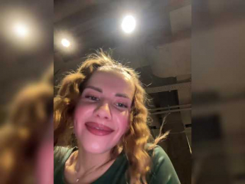 VikkiExtraCheese bongacams stream image