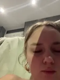 CherryEmmy stripchat stream image