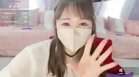 aaanyan stripchat stream image