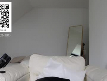 miiiawallace chaturbate stream image