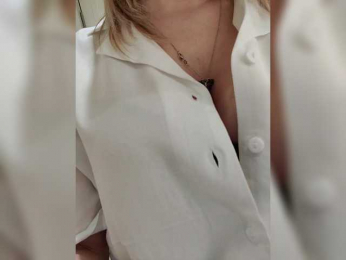 --Kris-- bongacams stream image