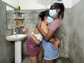 Tatoo_girl stripchat stream image