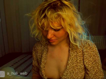 A-Huli bongacams stream image