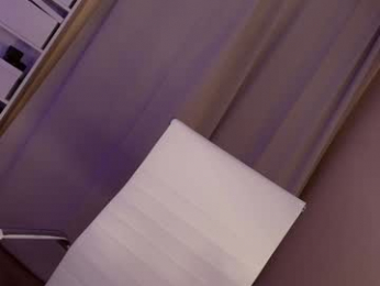 hollyextra chaturbate stream image