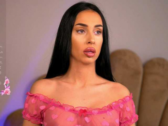 KairaAndrews bongacams stream image