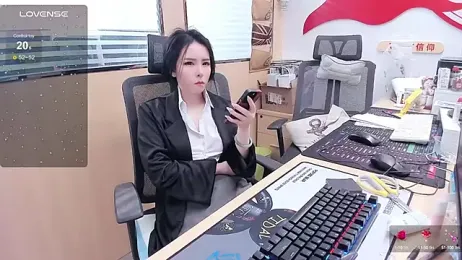 xixiya888 stripchat stream image