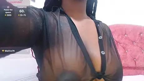 RoxanneLips stripchat stream image